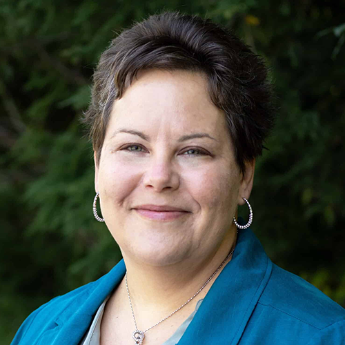 A photo of Dr Kelley Elwell